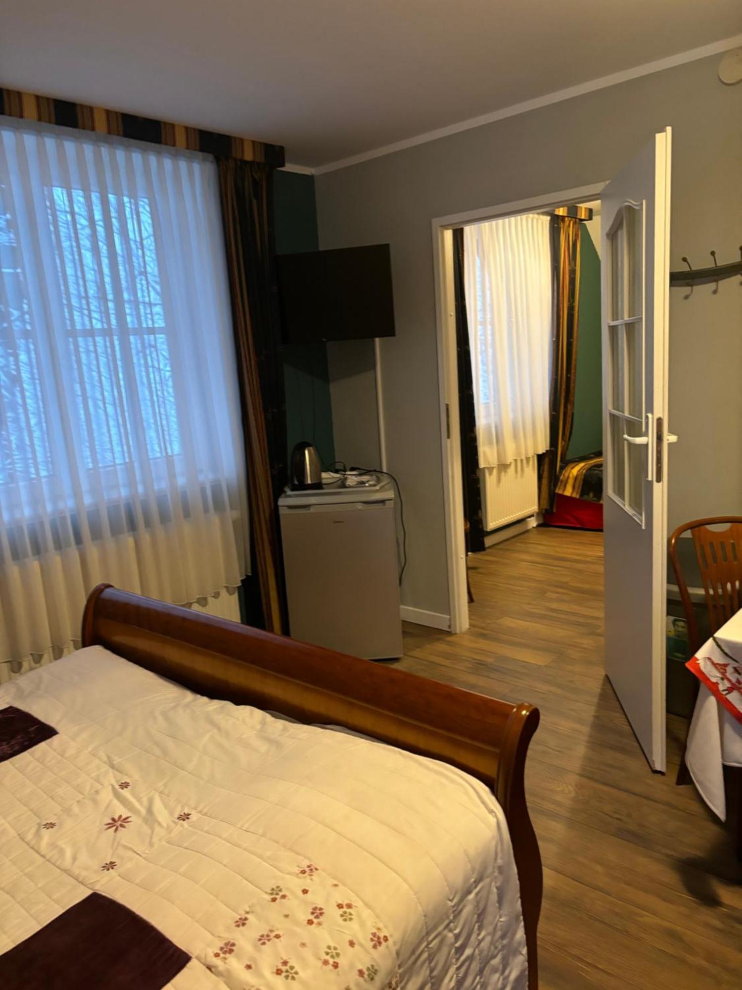 Dom Pod Sosna Bed and breakfast *